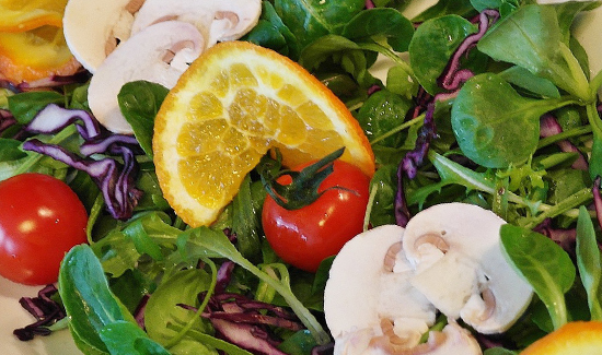 Better your health and keep yourself at a stable weight by incorporating more salads with greens into your diet